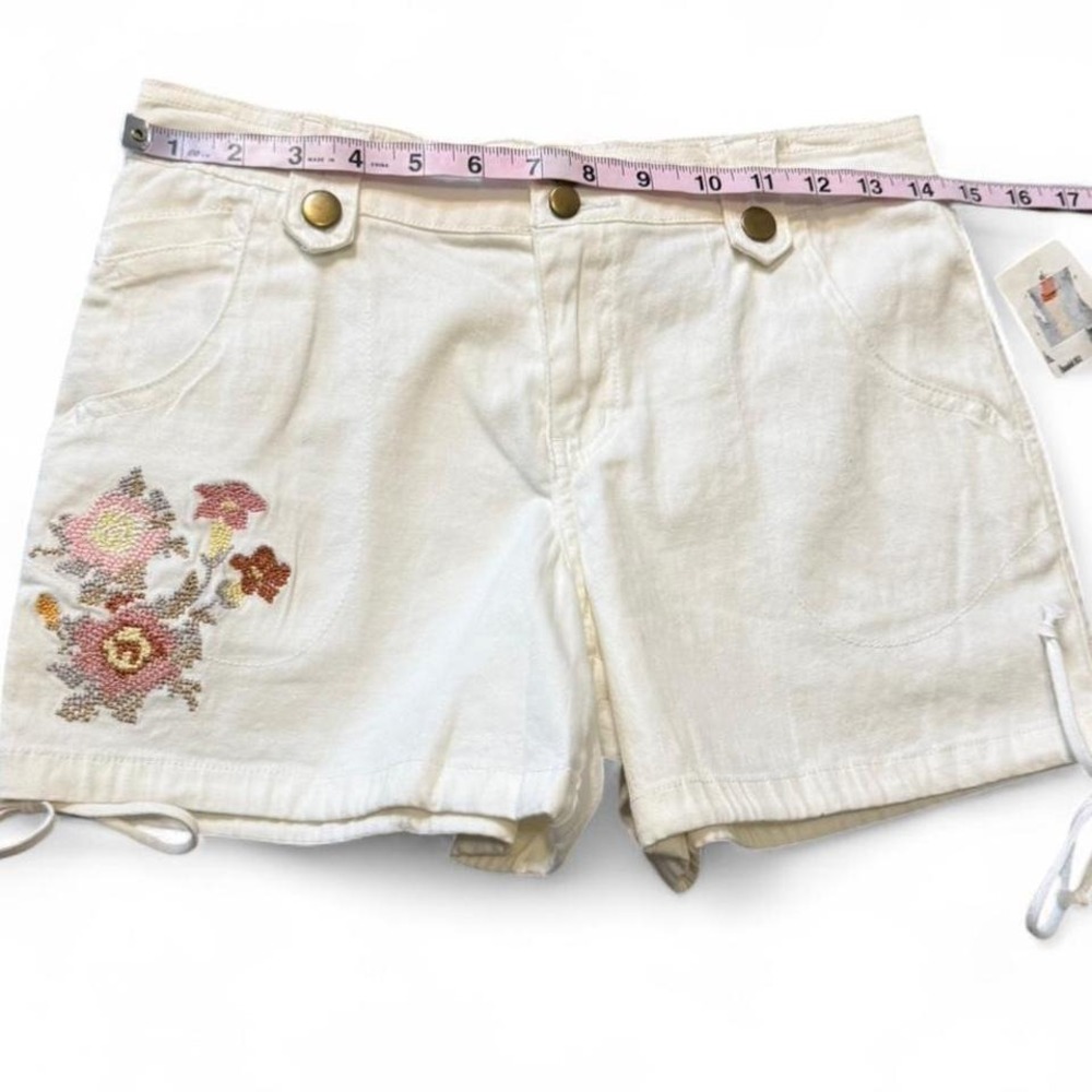 Vintage‎ Fashion Bug Stretch Ivory Floral Embroidered Shorts - Picture 8 of 11